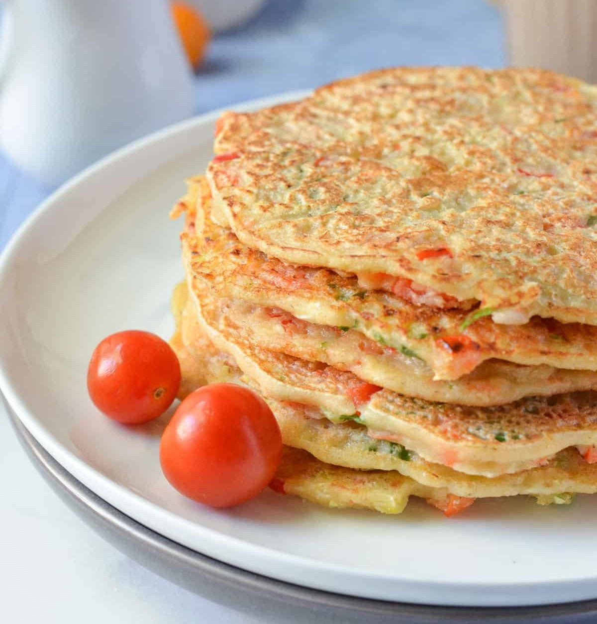 Capsicum Hotcakes with Parsley Mayo